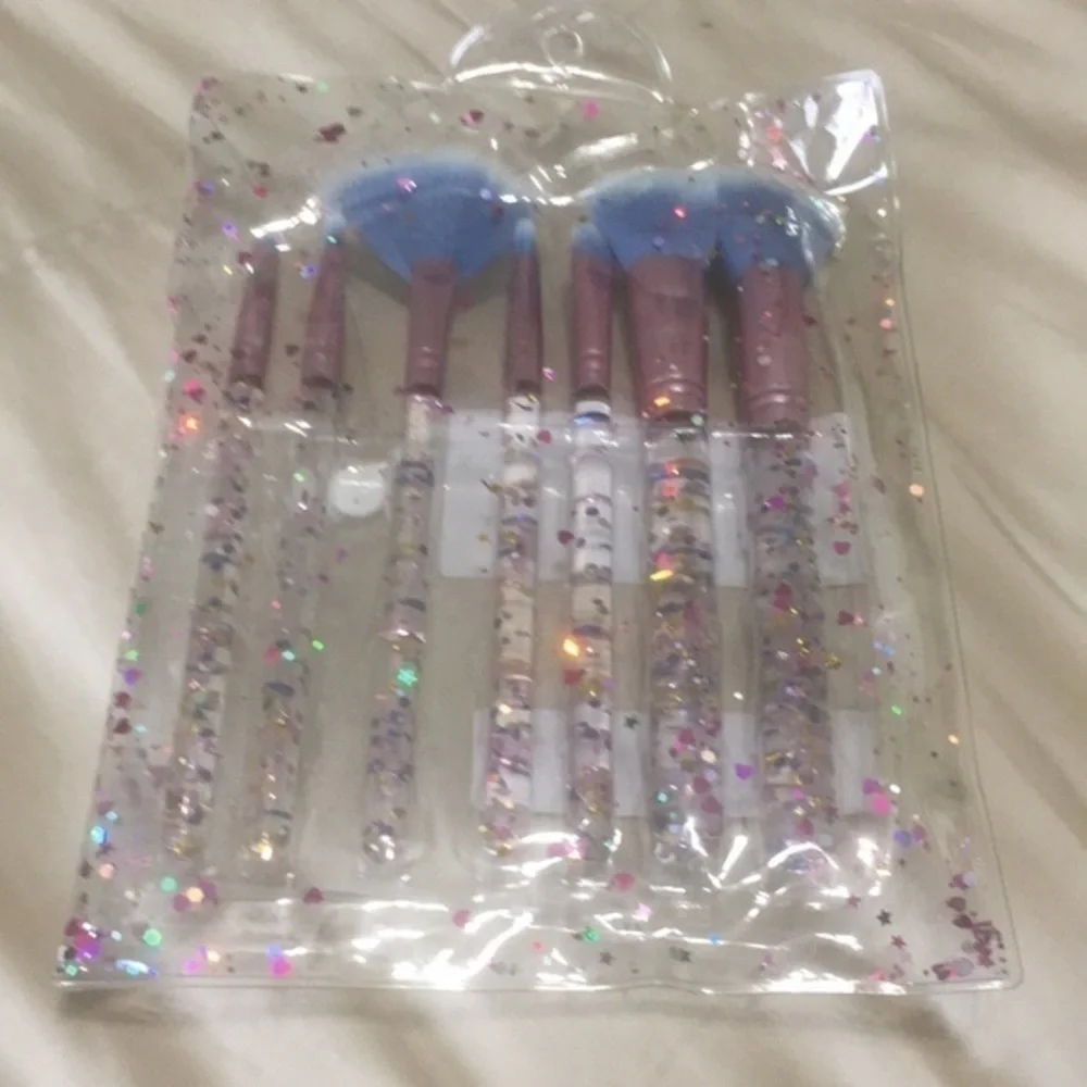 New 7 piece makeup  brush set